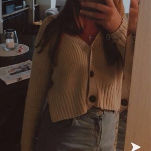 Meet your Posher, Nora